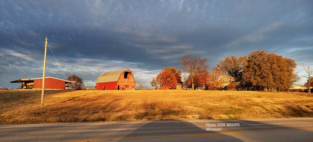 Barns and Brown Grass Missouri Farmland Barns and Brown Grass Missouri Farmland